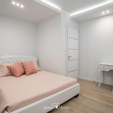 Pineapple Seaside Suite ไซคิย์นธอสทาวน์ ภายนอก รูปภาพ