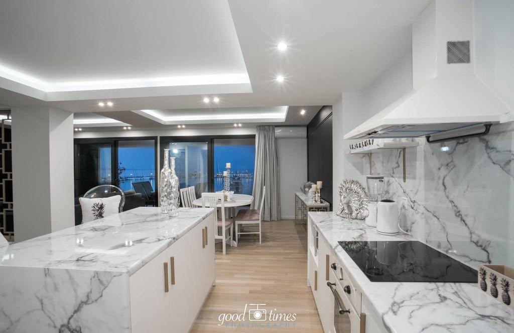 Pineapple Seaside Suite ไซคิย์นธอสทาวน์ ภายนอก รูปภาพ