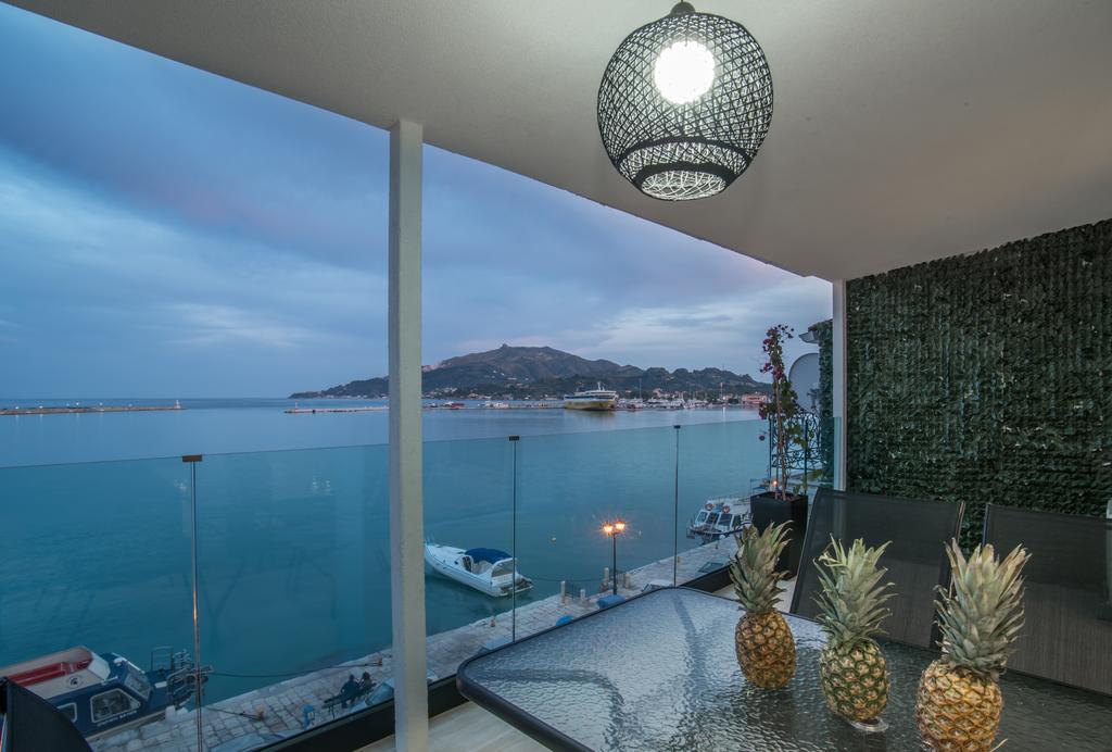 Pineapple Seaside Suite ไซคิย์นธอสทาวน์ ภายนอก รูปภาพ
