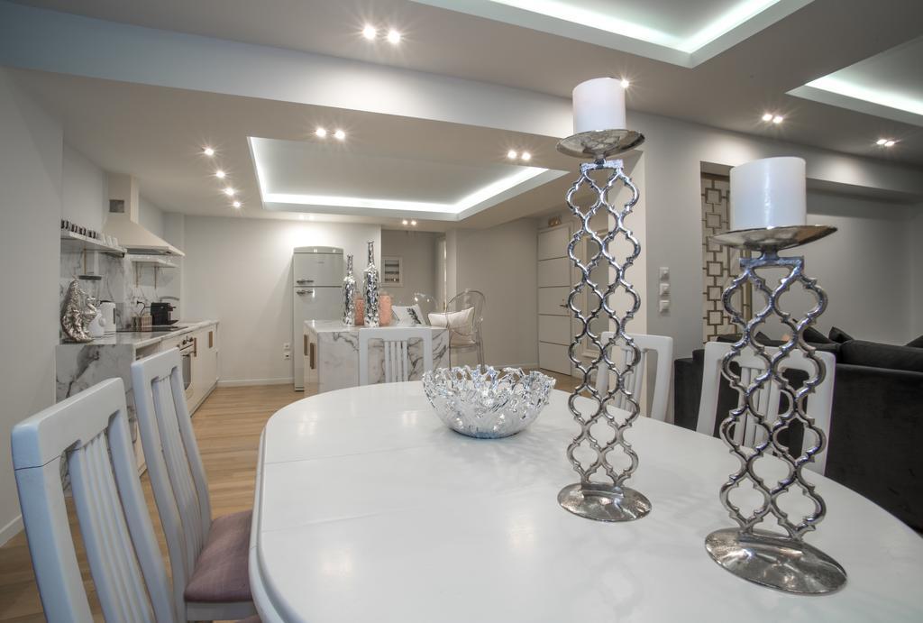 Pineapple Seaside Suite ไซคิย์นธอสทาวน์ ภายนอก รูปภาพ